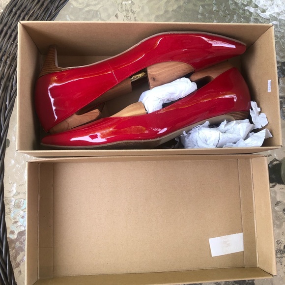 Cole Haan Polished Tango Red Paten Air Juliana Pumps - Picture 2 of 9